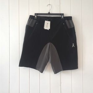 NWT Priessei Men’s Athletic Shorts - Size Large